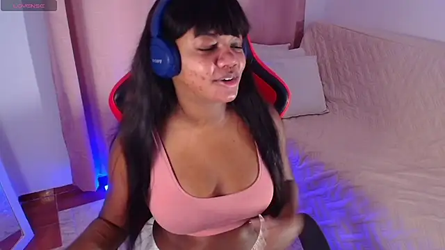Snapshot of Daphnewalker__ chatting on 19, 7, 2026 Daphnewalker online show from 19, 7, 2026