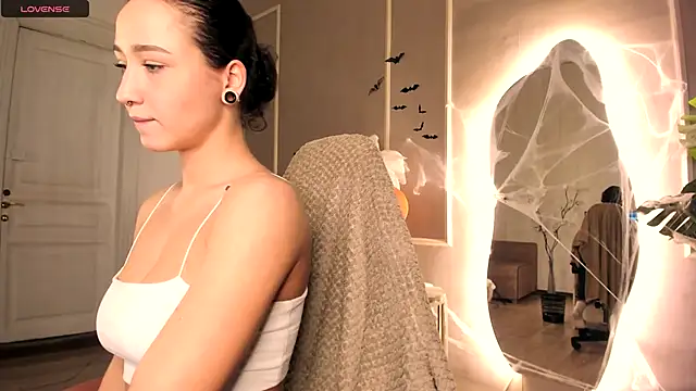 Snapshot of Smoke_of_soul_ chatting on 5, 11, 2025 Smoke of soul online show from 5, 11, 2025