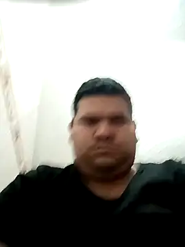 Snapshot of oscarshow24 chatting on 14, 12, 2025 oscarshow24 online show from 14, 12, 2025