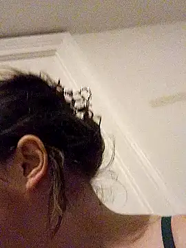 Snapshot of KinzAngel chatting on 4, 3, 2025 KinzAngel online show from 4, 3, 2025