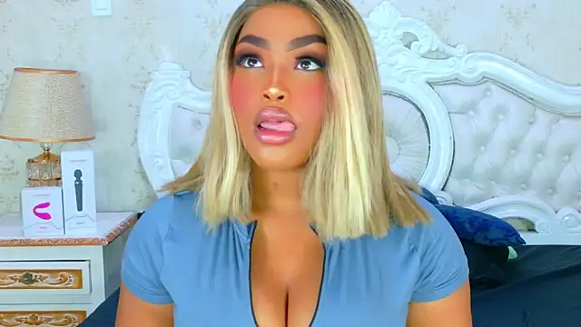 TianahGlow online show from 22, 11, 2025