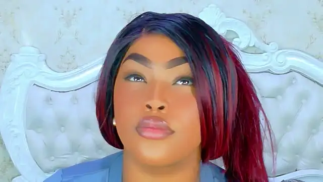 TianahGlow online show from 13, 12, 2025