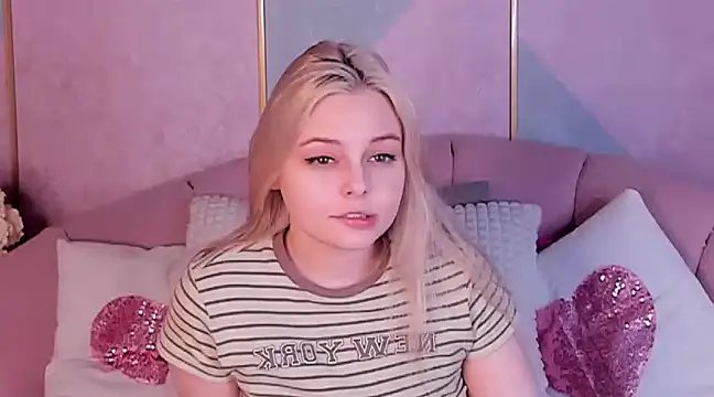 CLAIRE VOGT online show from 27, 2, 2025