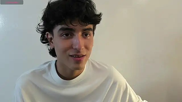 Snapshot of salvatore_montt chatting on 9, 3, 2025 salvatore montt online show from 9, 3, 2025