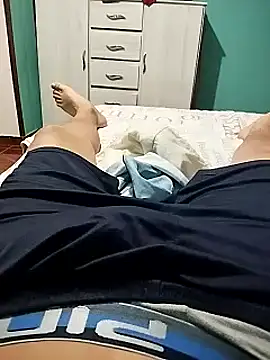 Luiyi1997 online show from 11, 2, 2025