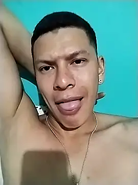 Luiyi1997 online show from 17, 2, 2025