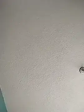 Luiyi1997 online show from 23, 2, 2025