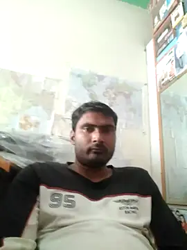 Snapshot of ccuteboyyyy chatting on 1, 3, 2025 ccuteboyyyy online show from 1, 3, 2025