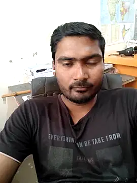 Snapshot of ccuteboyyyy chatting on 8, 3, 2025 ccuteboyyyy online show from 8, 3, 2025