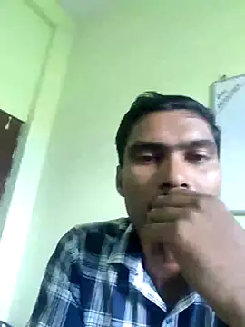 Snapshot of ccuteboyyyy chatting on 24, 9, 2025 ccuteboyyyy online show from 24, 9, 2025