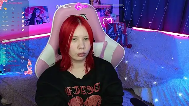 Snapshot of Little_kitsune1707 chatting on 5, 3, 2025 Little kitsune1707 online show from 5, 3, 2025