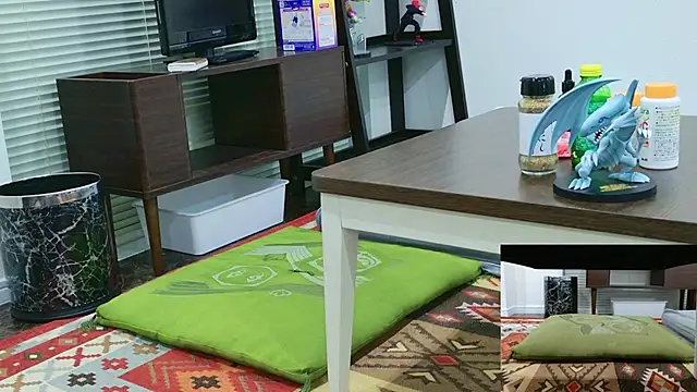 YARASERO-kun online show from 6, 11, 2025