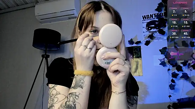 marynixoxo online show from 9, 3, 2025