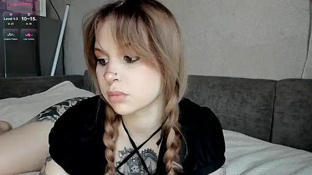 marynixoxo online show from 21, 3, 2025