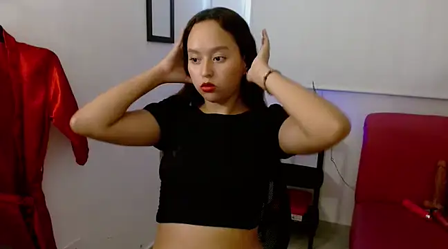 Emilybateee online show from 21, 3, 2025