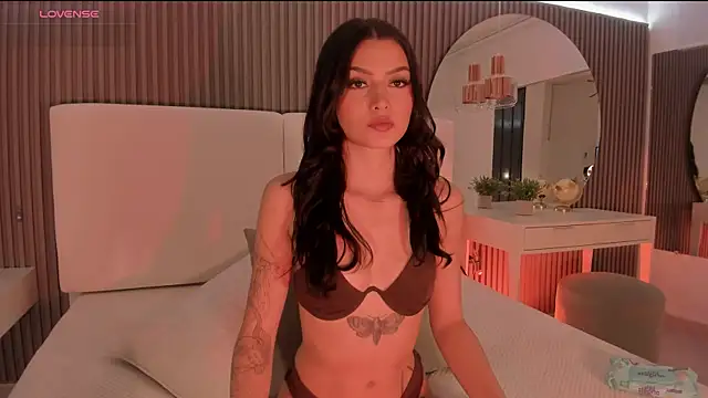 Giselle royy online show from 17, 10, 2025