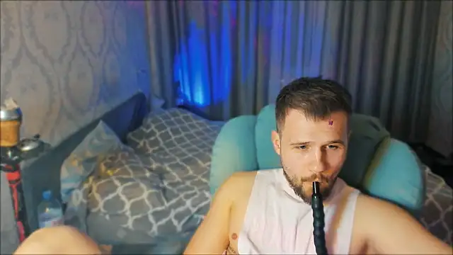 Snapshot of Vladik_b chatting on 13, 3, 2026 Vladik b online show from 13, 3, 2026