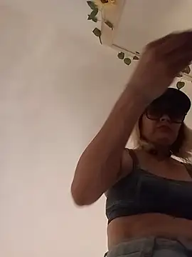 Snapshot of CandieGilson__ chatting on 27, 9, 2025 CandieGilson online show from 27, 9, 2025