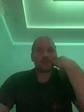 Krzysiekg123 online show from 14, 11, 2025