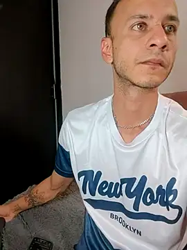 Snapshot of Jehan_Soto chatting on 30, 9, 2025 Jehan Soto online show from 30, 9, 2025