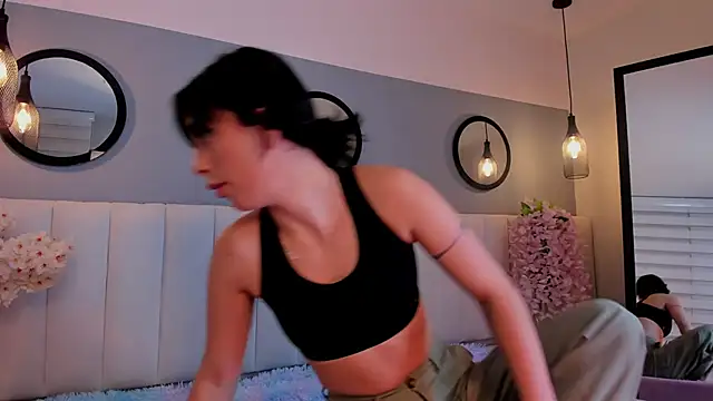 Snapshot of alice_lodge chatting on 5, 12, 2025 alice lodge online show from 5, 12, 2025