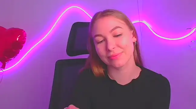 Snapshot of Dana_flowers chatting on 11, 3, 2025 Dana flowers online show from 11, 3, 2025