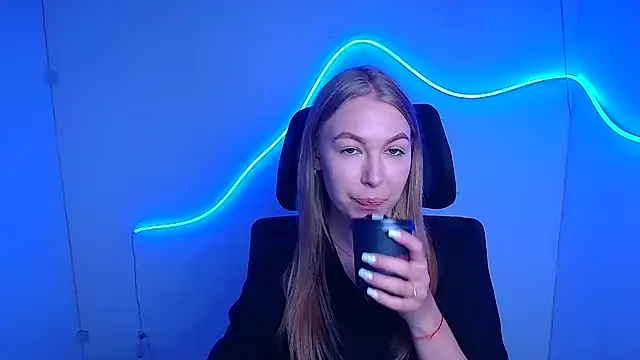 Snapshot of Dana_flowers chatting on 10, 9, 2025 Dana flowers online show from 10, 9, 2025