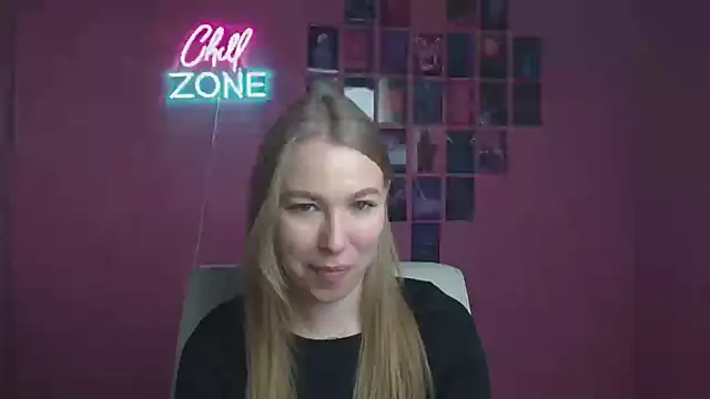 Snapshot of Dana_flowers chatting on 28, 10, 2025 Dana flowers online show from 28, 10, 2025