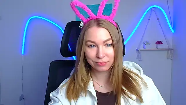 Snapshot of Dana_flowers chatting on 27, 4, 2026 Dana flowers online show from 27, 4, 2026