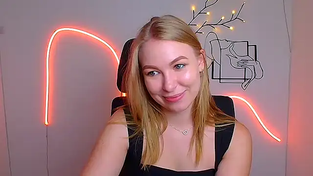 Snapshot of Dana_flowers chatting on 8, 8, 2026 Dana flowers online show from 8, 8, 2026