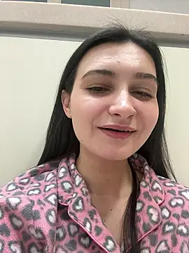 lunalovelee online show from 13, 1, 2026