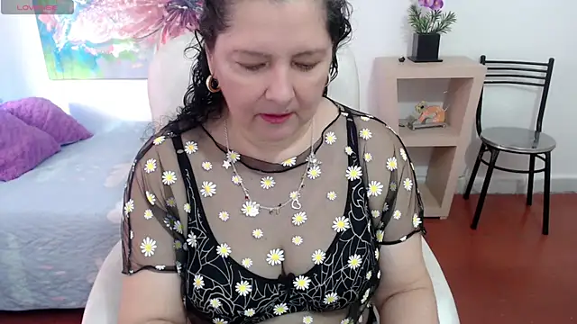 Snapshot of leonela_69 chatting on 14, 3, 2025 leonela 69 online show from 14, 3, 2025