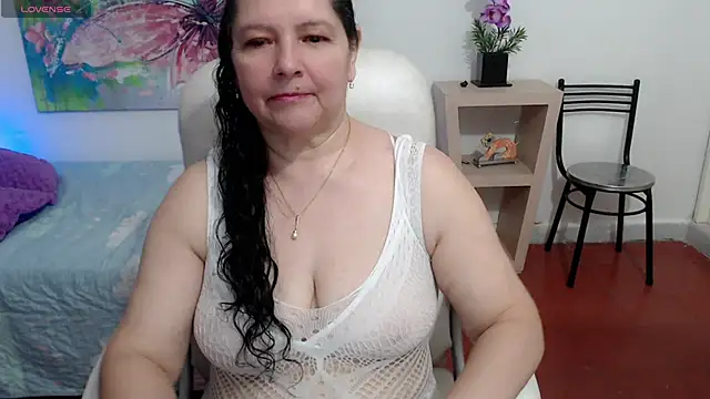Snapshot of leonela_69 chatting on 15, 3, 2025 leonela 69 online show from 15, 3, 2025