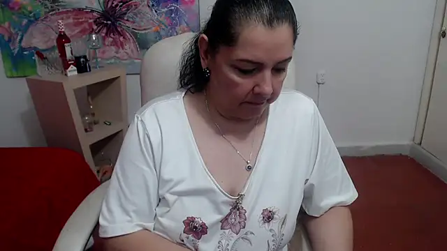 Snapshot of leonela_69 chatting on 29, 9, 2025 leonela 69 online show from 29, 9, 2025