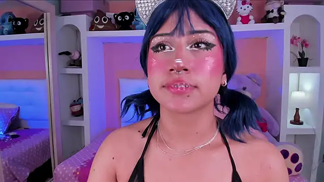 miss   megan online show from 11, 11, 2025