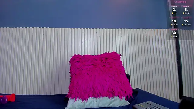 Snapshot of Aida-nicolle chatting on 26, 11, 2025 Aida-nicolle online show from 26, 11, 2025