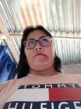 Snapshot of promiscuous-indecent-momm chatting on 17, 2, 2025 promiscuous-indecent-momm online show from 17, 2, 2025