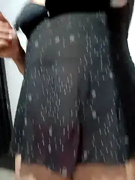 Snapshot of promiscuous-indecent-momm chatting on 19, 2, 2025 promiscuous-indecent-momm online show from 19, 2, 2025