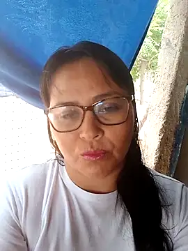 Snapshot of promiscuous-indecent-momm chatting on 22, 2, 2025 promiscuous-indecent-momm online show from 22, 2, 2025