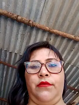 Snapshot of promiscuous-indecent-momm chatting on 9, 3, 2025 promiscuous-indecent-momm online show from 9, 3, 2025