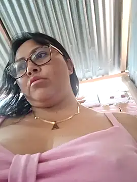 Snapshot of promiscuous-indecent-momm chatting on 16, 3, 2025 promiscuous-indecent-momm online show from 16, 3, 2025