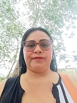 promiscuous-indecent-momm online show from 22, 2, 2026