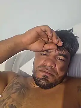 guajiro276565 online show from 15, 5, 2026