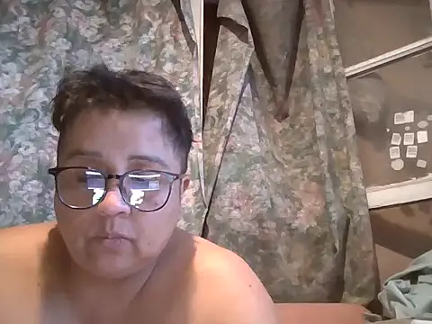 erinadarling79 online show from 16, 2, 2025