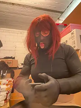 Bleueyez007 online show from 5, 4, 2026