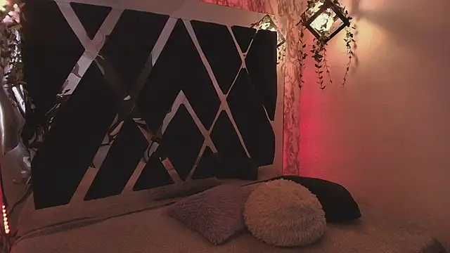Snapshot of charlotte_bluee chatting on 30, 9, 2025 charlotte bluee online show from 30, 9, 2025