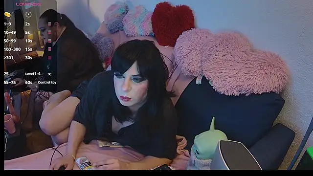 MissNadiaX06 online show from 18, 3, 2025