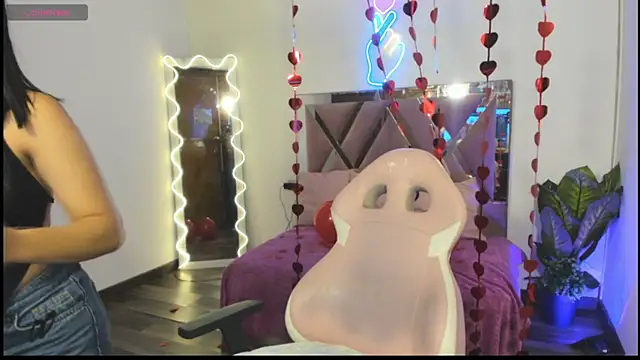 LUDO KITTY TAY online show from 15, 2, 2025