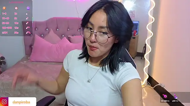 LUDO KITTY TAY online show from 11, 10, 2025