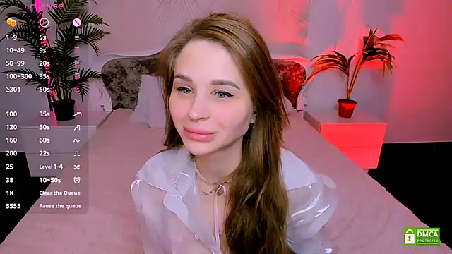 Snapshot of EvaRodi chatting on 8, 10, 2025 EvaRodi online show from 8, 10, 2025